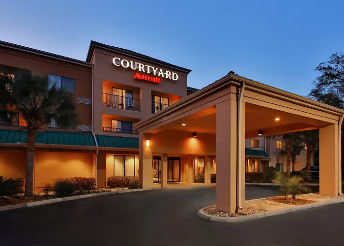 Pet Friendly hotel: Courtyard By Marriott Gainesville Fl