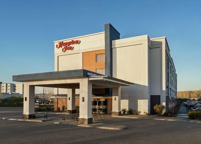 Hampton Inn Airport