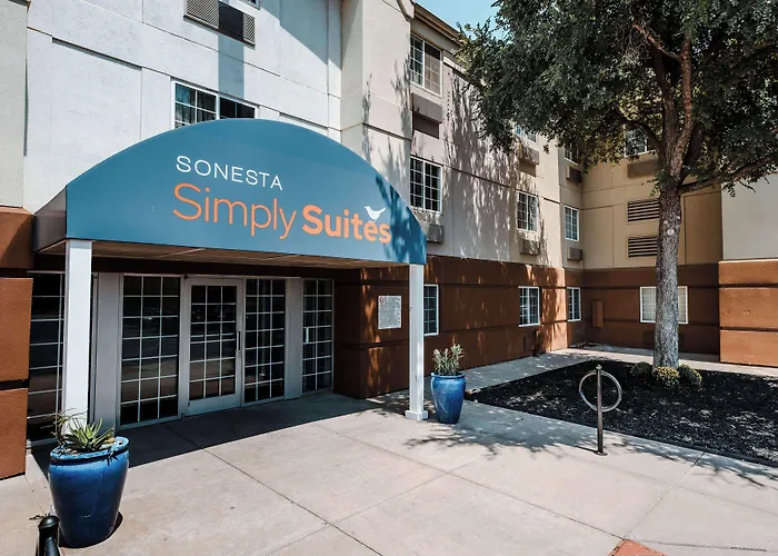 Sonesta Simply Suites