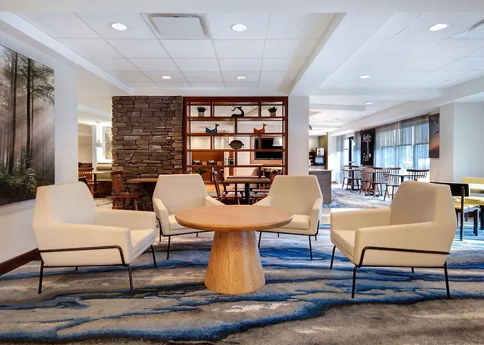 Hotel with view: Fairfield Inn And Suites By Marriott Rochester West/Greece