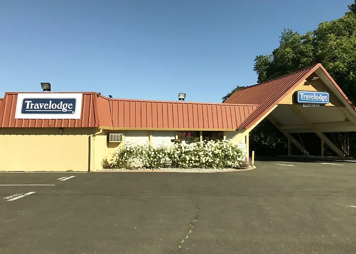 Travelodge By Wyndham South Of Redding