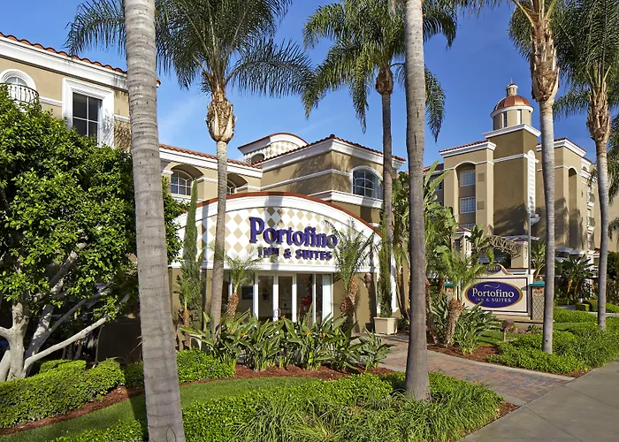 Kid friendly hotel Anaheim Portofino Inn & Suites