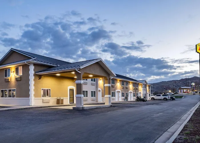 Cheap hotel: Super 8 By Wyndham Richfield Ut