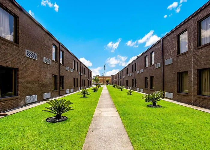 Econo Lodge Garden City - Savannah