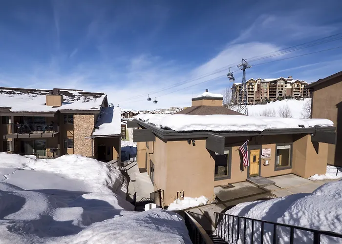 Ski Inn Condos
