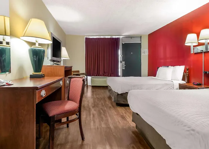 Private Villa: Econo Lodge Cortland Downtown