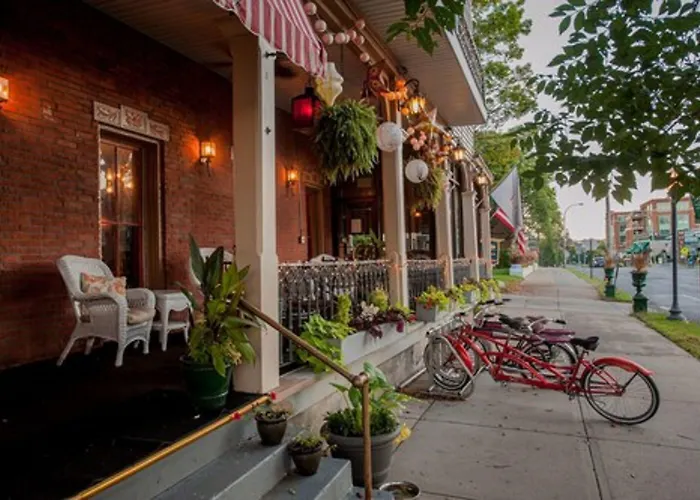 Cheap hotel: The Inn At Saratoga