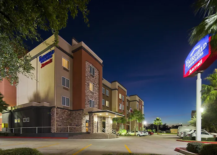 3 SterneHotel Fairfield Inn & Suites Houston Hobby Airport