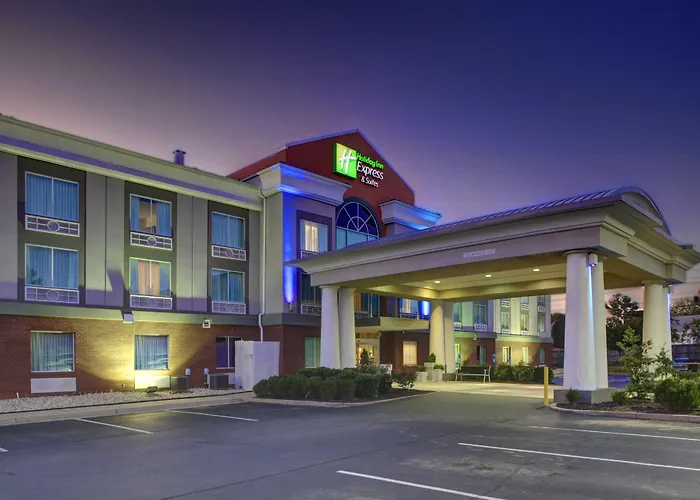 Holiday Inn Express & Suites Emporia By Ihg