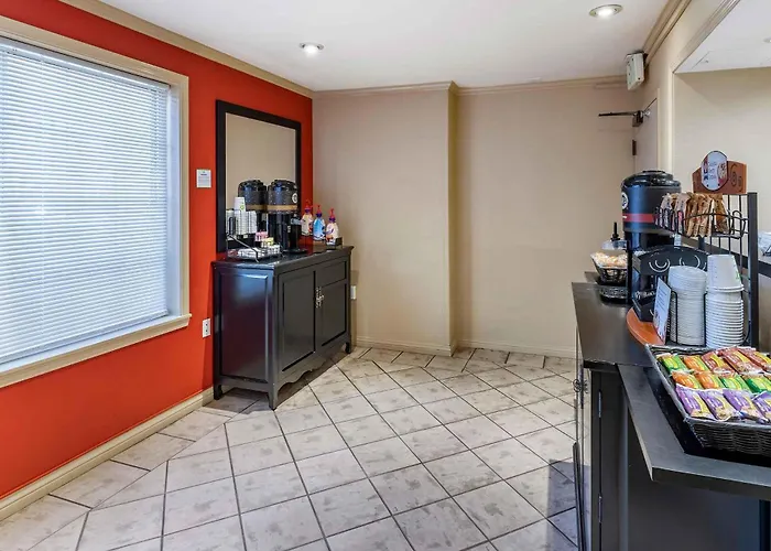 Hotel near College: Extended Stay America Suites - San Francisco - San Carlos