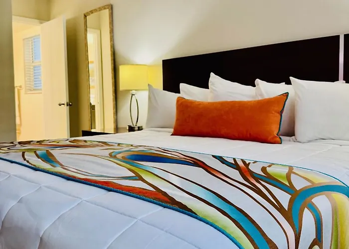 Hotels with tennis Surfsider - A Timeshare