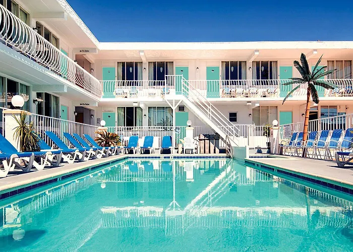 Daytona Inn And Suites