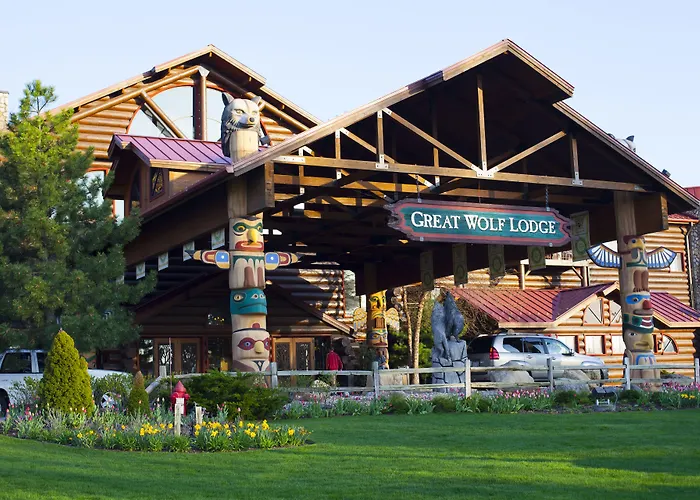 Cabin: Great Wolf Lodge Wisconsin Dells