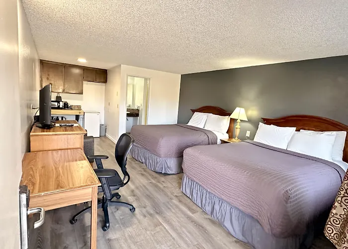 Cheap hotel: Economy Inn