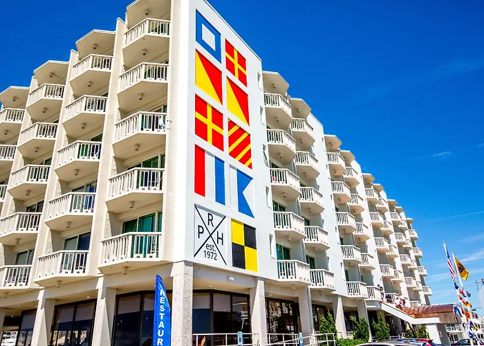 Resort: Port Royal Oceanfront Hotel