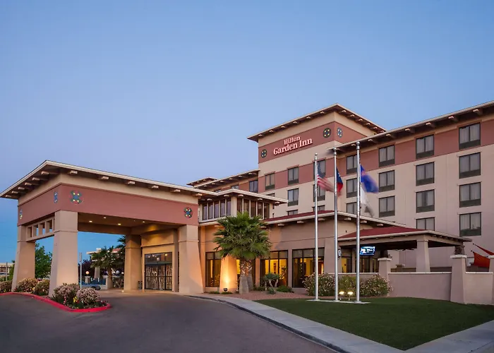 Central hotel: Hilton Garden Inn El Paso University