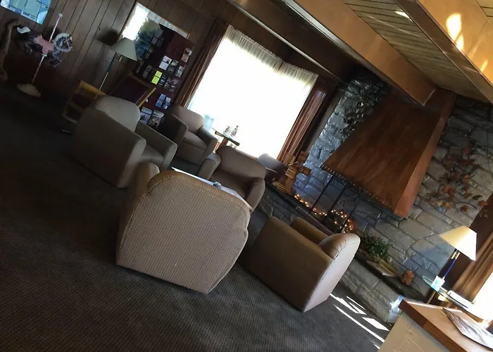 Resort: Blue Coast Inn & Suites