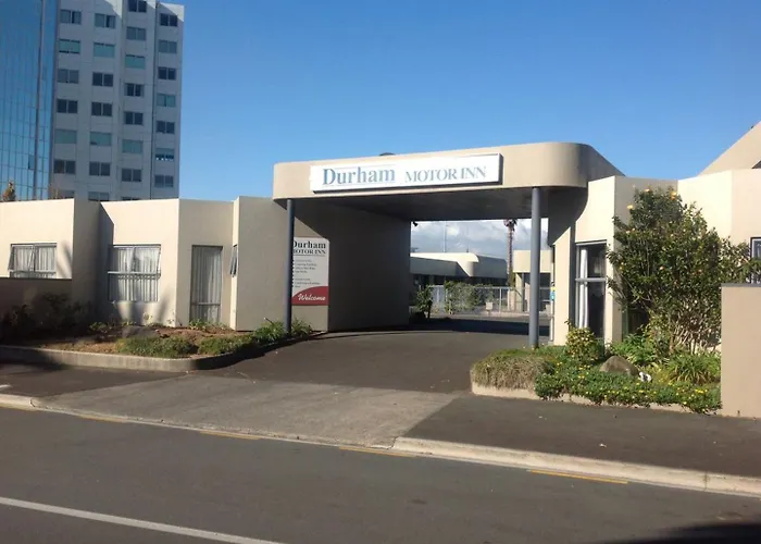 Durham Court Motor Inn
