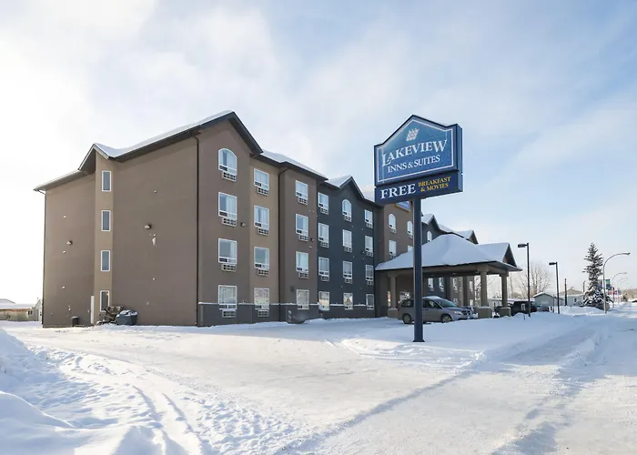 Lakeview Inns & Suites - Fort Nelson
