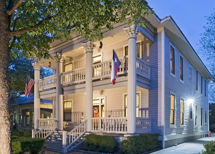 Brackenridge House Bed And Breakfast
