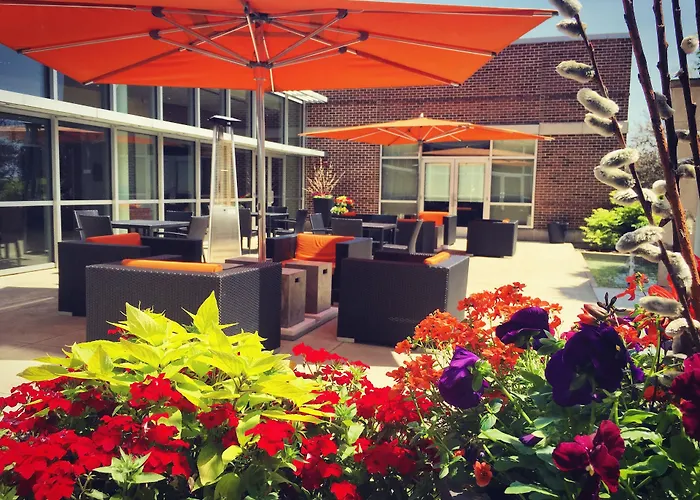Hotels with a view I And Illinois Conference Center - Champaign