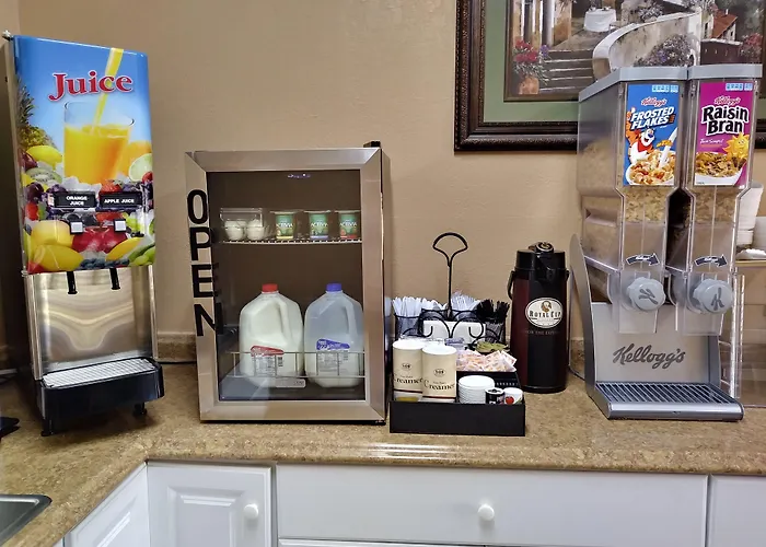 Pet Friendly hotel: Econo Lodge Rome South