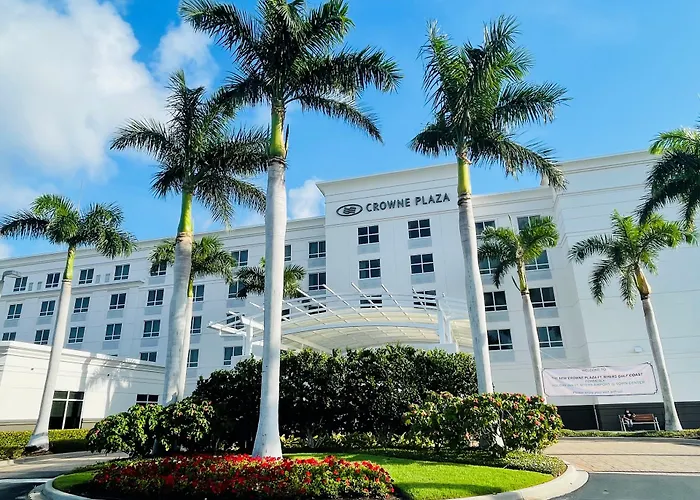 Family Hotel: Crowne Plaza Ft Myers Gulf Coast By Ihg