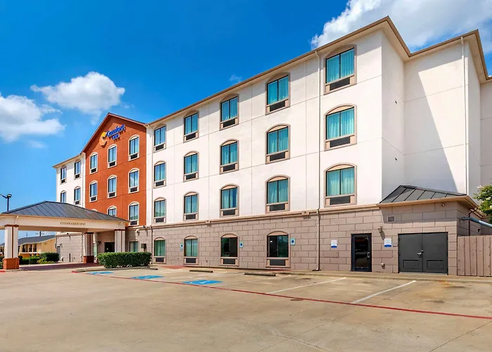 Comfort Near Unt