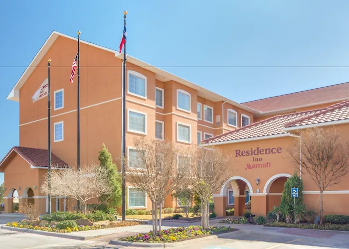 Luxury hotel only: Residence Inn Midland