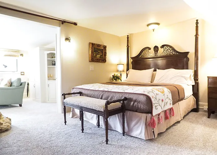 B&B only: 1900 Inn On Montford