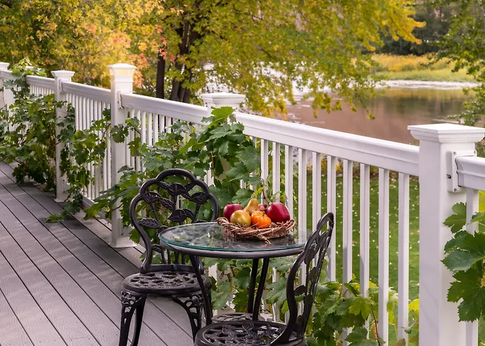 Jacuzzi hotel: Warm Springs Inn & Winery