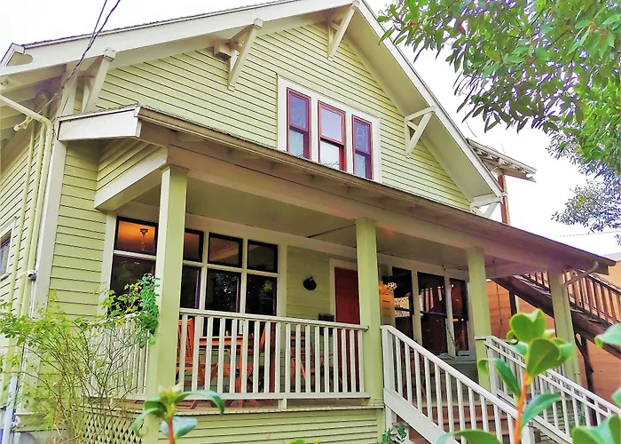 Bed and Breakfast Bluebird Guesthouse
