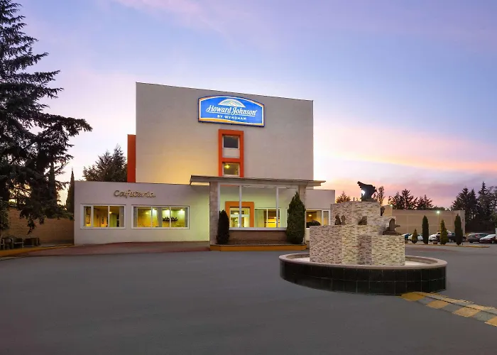  Howard Johnson By Wyndham Toluca