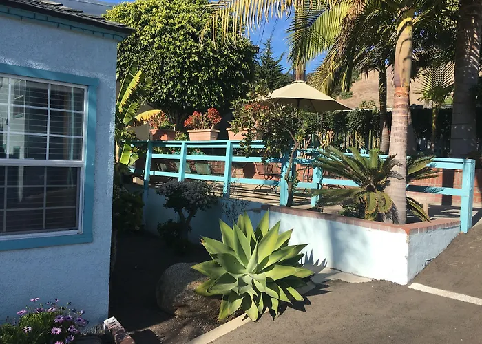The Palomar Inn