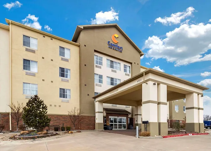 Cheap hotel: Comfort Inn & Suites Oklahoma City West - I-40
