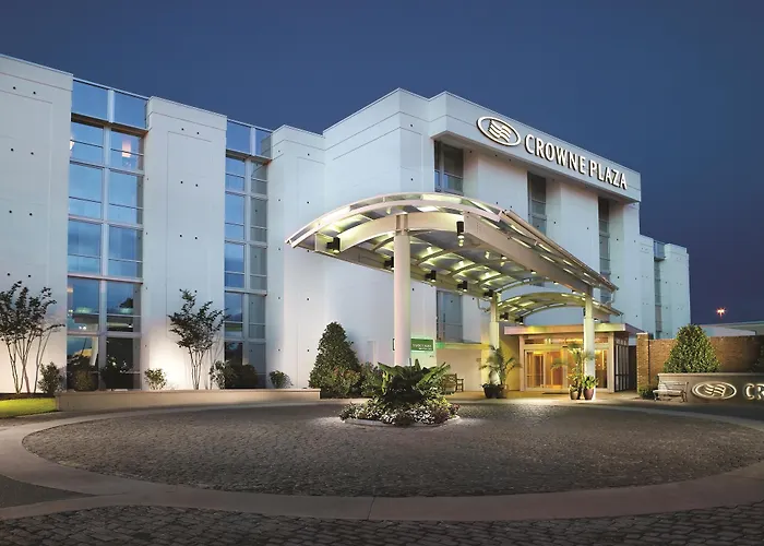 Hotels With Four Stars Crowne Plaza Charleston By Ihg