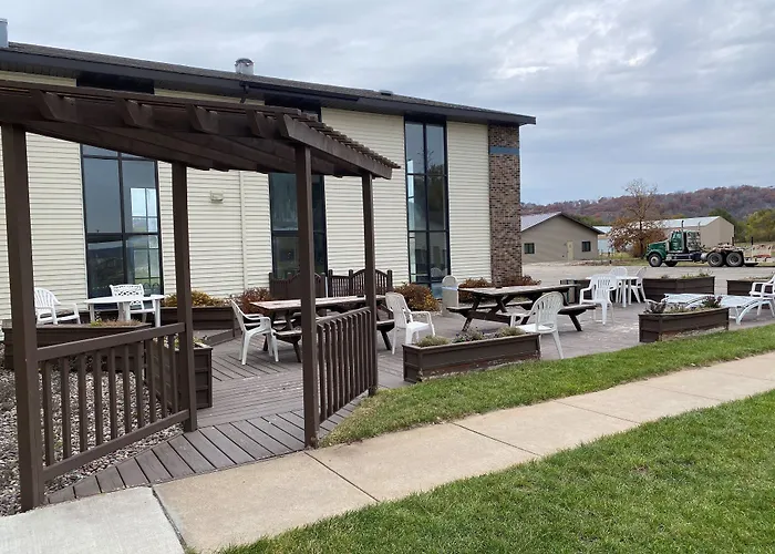 Beach hotel: Americinn By Wyndham Prairie Du Chien