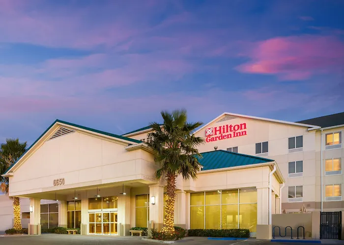 Hotel with view: Hilton Garden Inn El Paso Airport