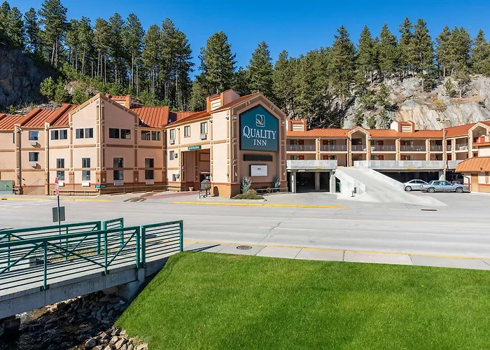 Quality Keystone Near Mount Rushmore