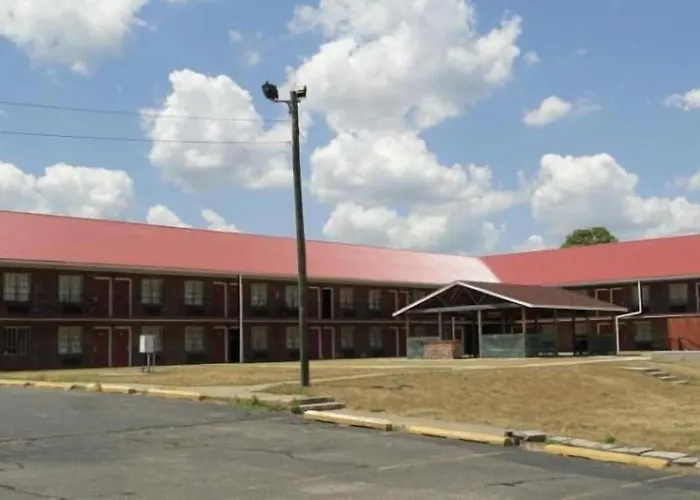Red Carpet Inn