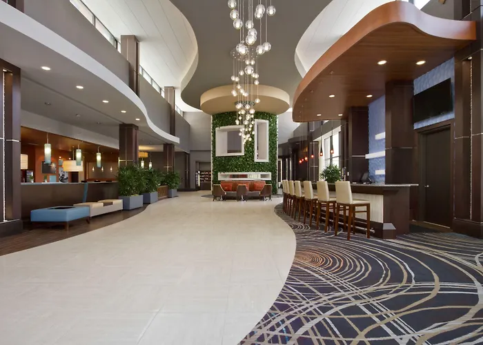 Beach hotel: Embassy Suites By Hilton Knoxville West