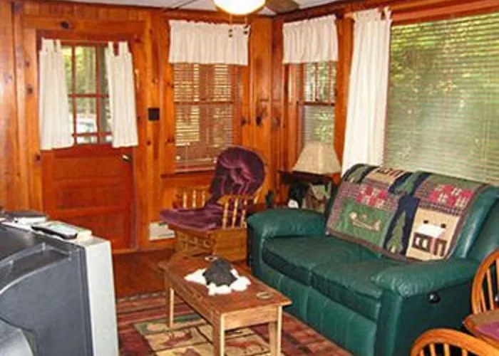 Resorts Guide Cabins At Twinbrook