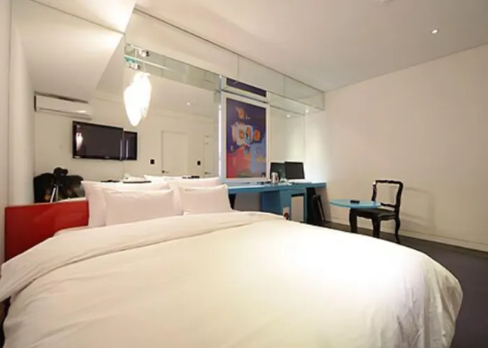 Sinchon Hotel Gaeul