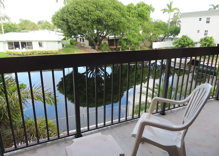 Hotels with tennis Surfsider - A Timeshare