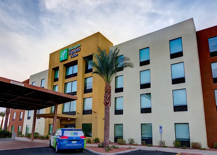 Holiday Inn Express & Suites - North - Scottsdale By Ihg