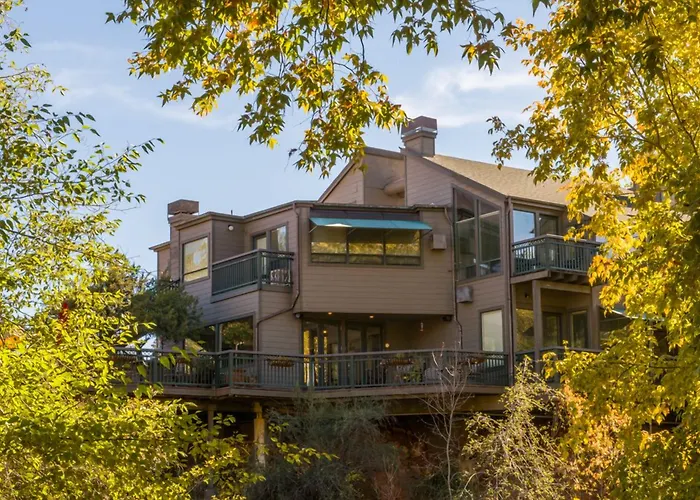 Hotel Am Above Oak Creek