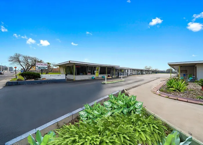 Catalina Motel