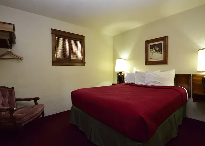 Sequim West Inn