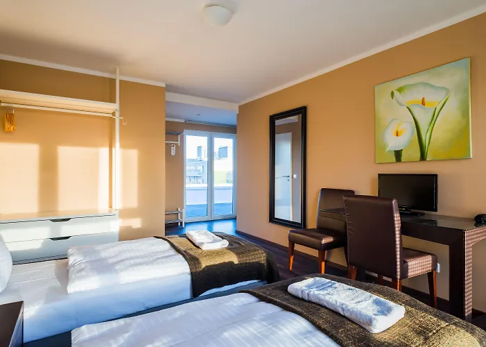Apple City Hotel
