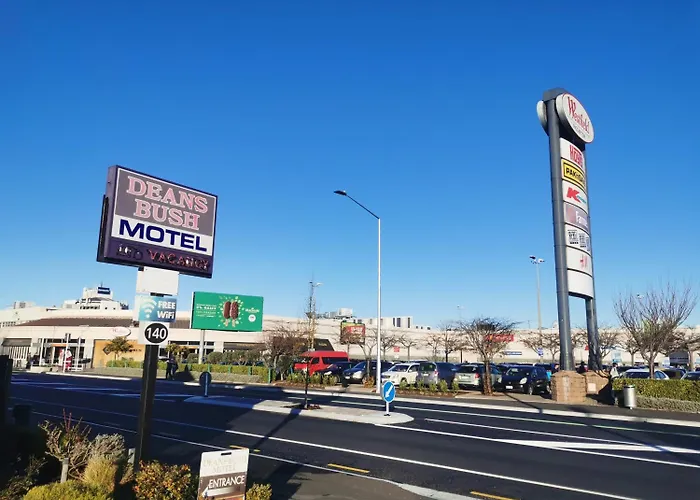Deans Bush Motel